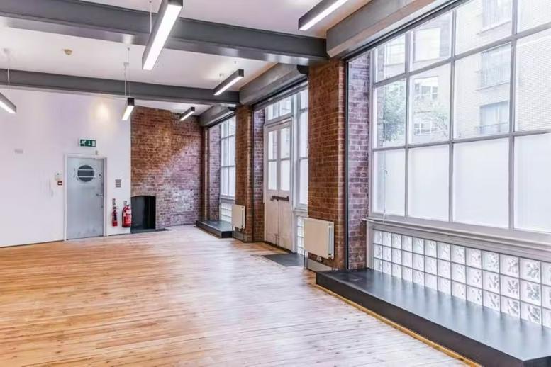 Image of the workspace at 10-18, Vestry Street N1 7RE