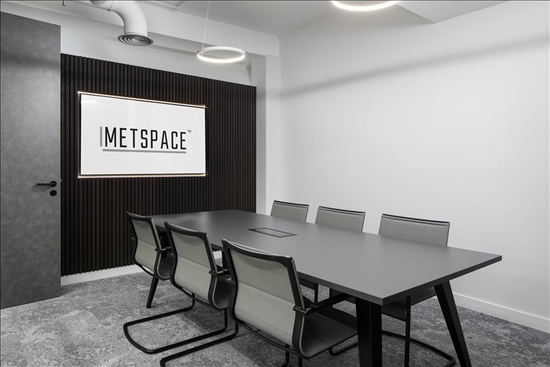 Photo of an office at 100 Bunhill Row EC1Y 8ND