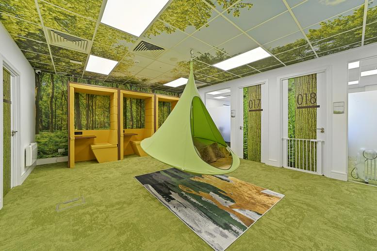 Photo of an office at 101-135 Kings House, Kings Road CM14 4DR