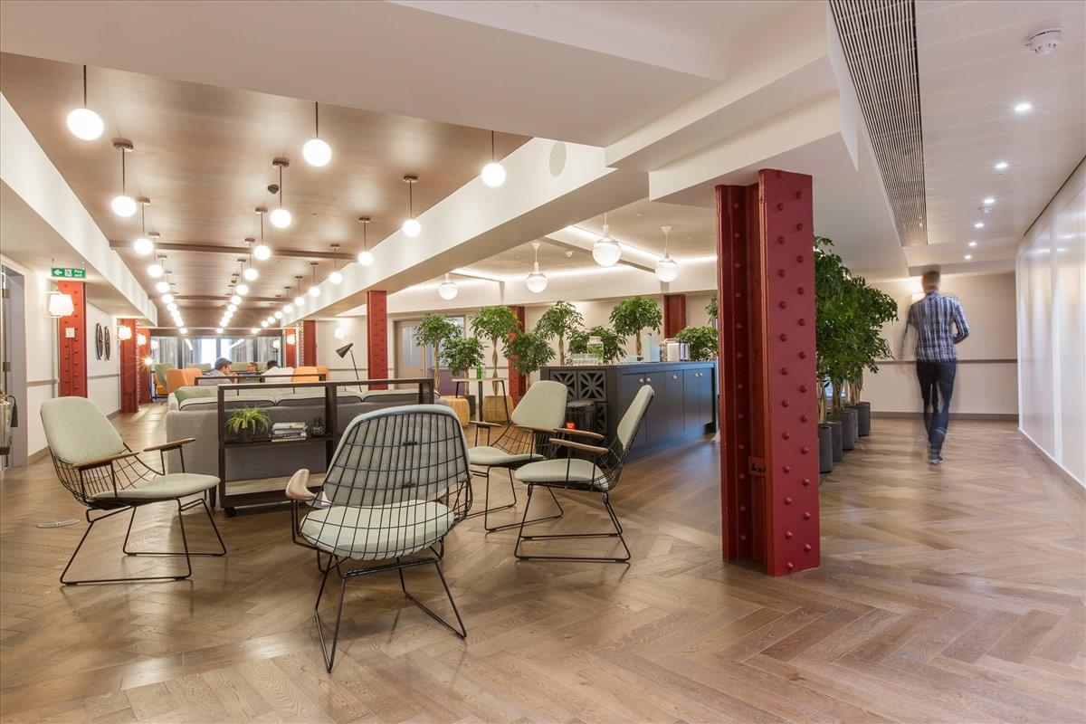 Facilities furnishings & layout of the office for rent at 10 Bloomsbury Way, Central London WC1A 2SL