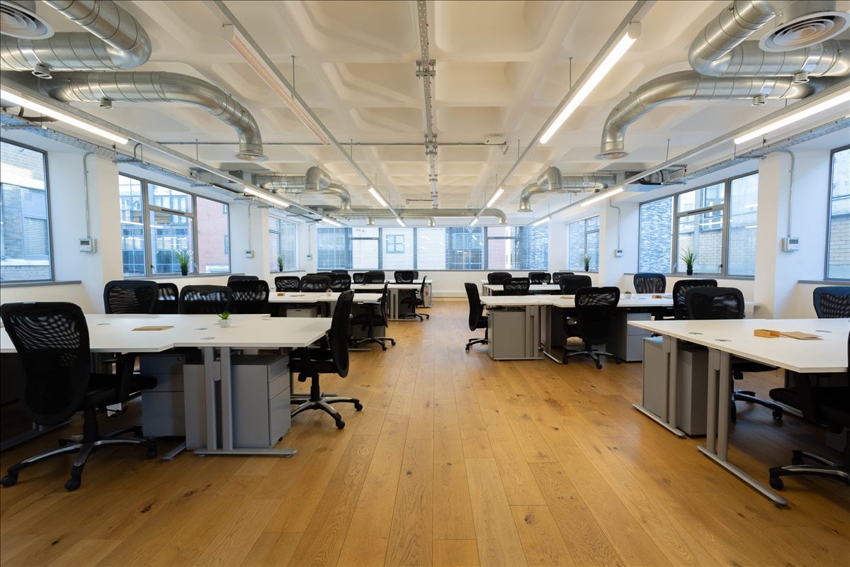 Photo of an office at 114-116 Curtain Road EC2A 3AH