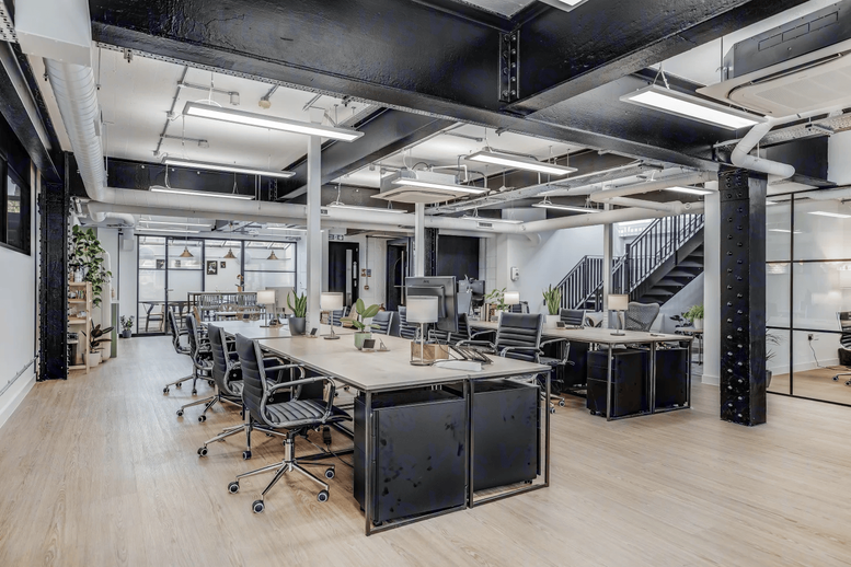 Facilities furnishings & layout of the office for rent at 114, Power Road W4 5PY