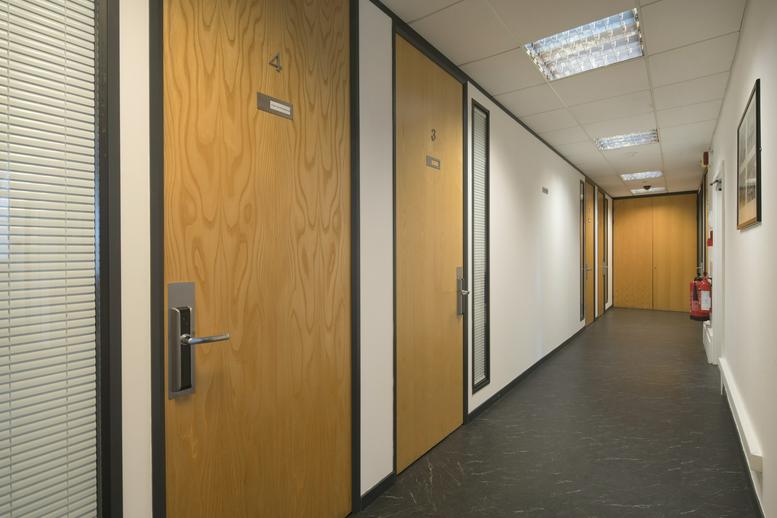 Image of an office at 116-118 Finchley Road NW3 5HT