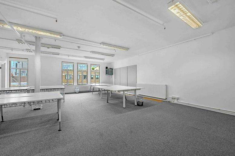Photo of the workspace available at 116 Commercial Street E1 6NF