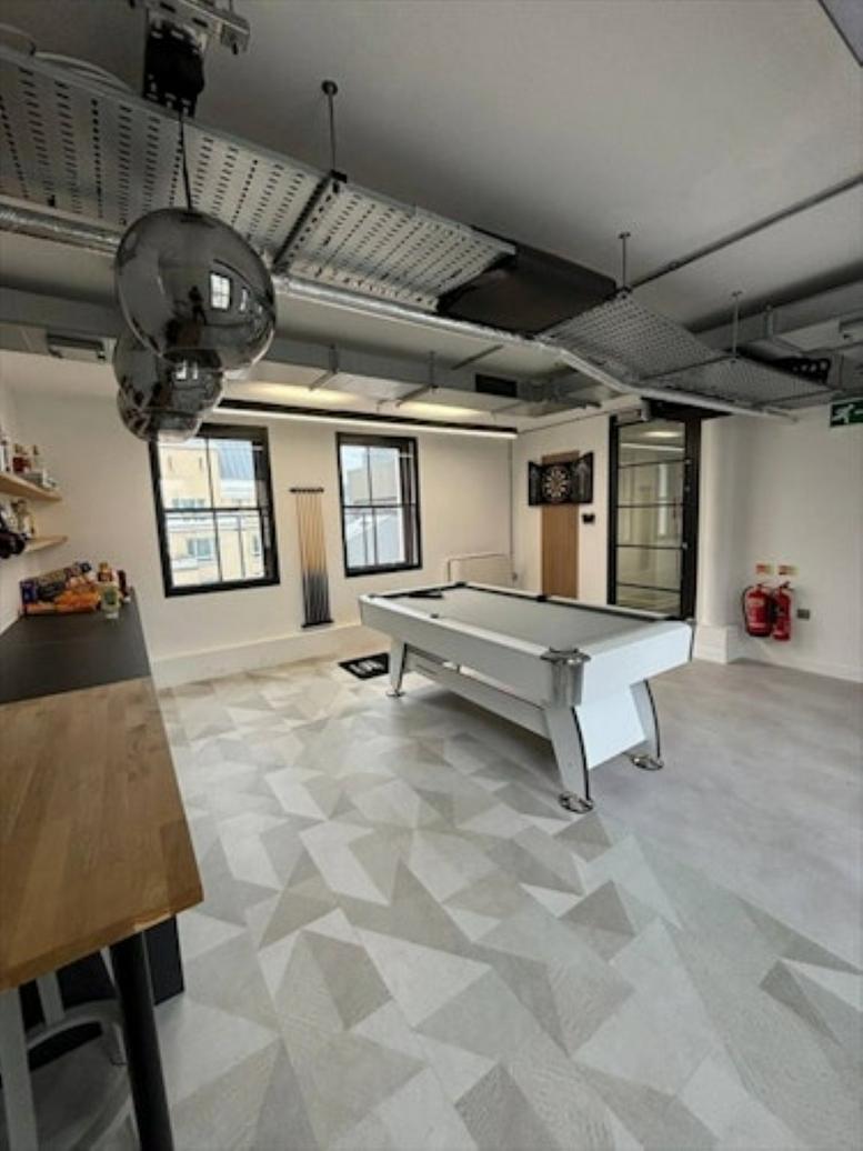 Photo of Office Space on 3 Moorgate Place, 6th & 7th Floor - Moorgate