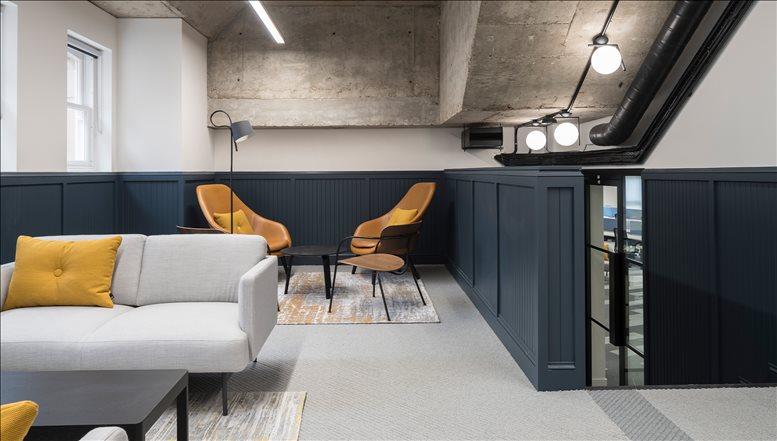 Facilities furnishings & layout of the office for rent at 119-121 Cannon Street, Yarnwicke, 2nd Floor EC4N 5AT