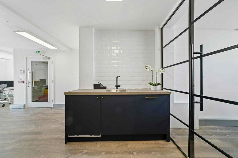 Photo of Office Space on 4, Golden Square - Soho