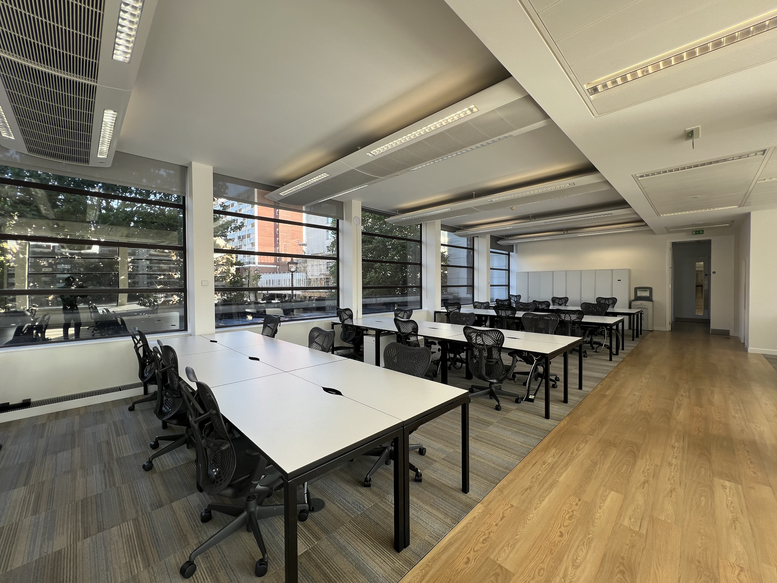 Photo of Office Space on 157-197, Buckingham Palace Road - Victoria