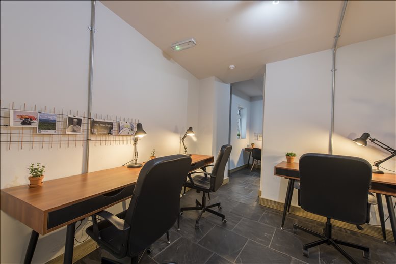 Photo of an office at 121 Kings Cross Road WC1X 9NH
