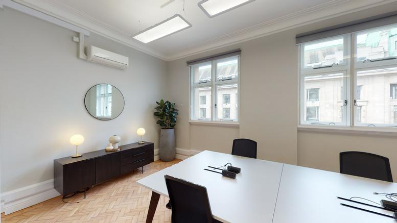 Photo of an office at 122-124, Regent Street W1B 5SA