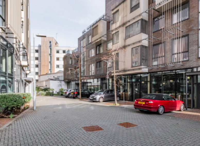 Image of the workspace at 122 East Road, Unit 4, The Yard N1 6FB