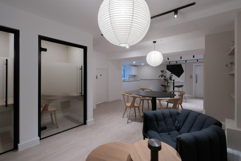 Photo of an office at 12 David Mews, Marylebone W1U 6EG