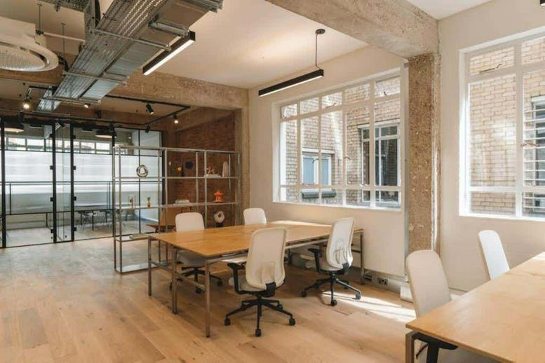 Photo of an office at 12, Great Sutton Street EC1V 0BX