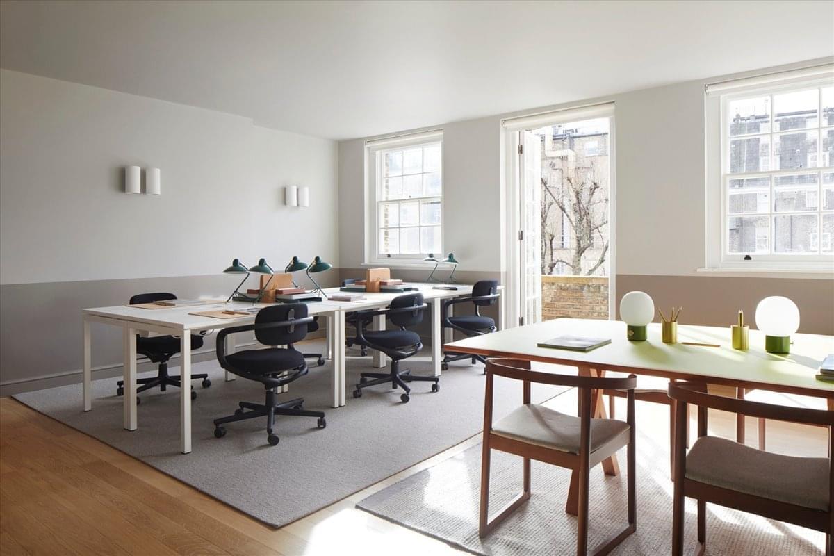 Photo of an office at 12 Hans Road, Knightsbridge SW3 1RT