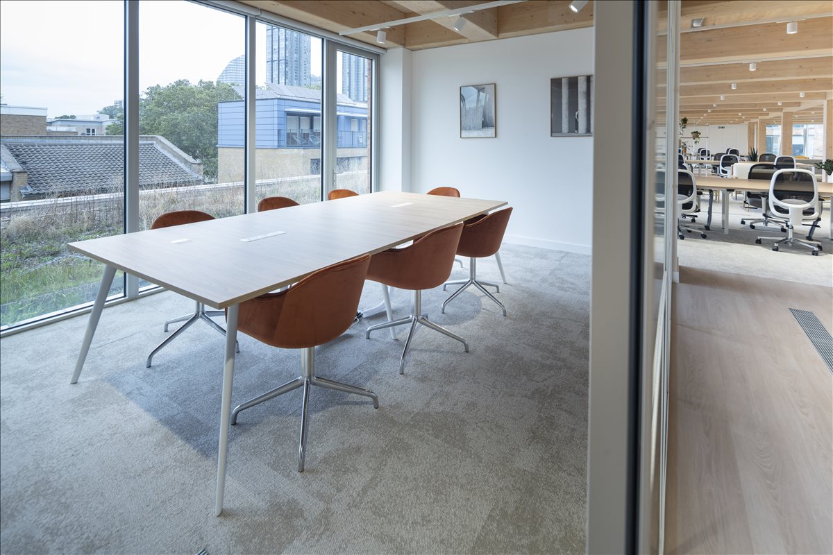 Photo of an office at 132-140 Goswell Rd EC1V 7DY