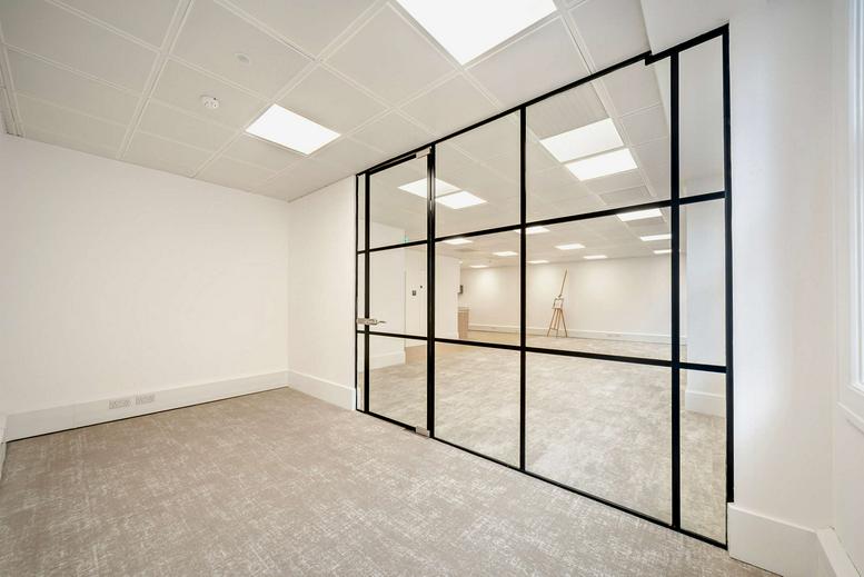Image of an office at 13, Saint Swithin's Lane EC4N 8AL