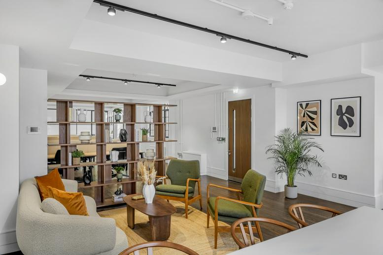 Photo of an office at 140 Wardour St W1F 8ZT