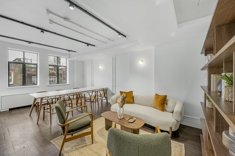 Photo of an office at 140 Wardour St W1F 8ZT