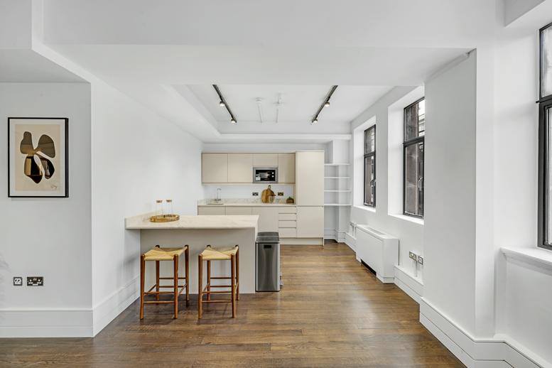 Photo of the office space available at 140 Wardour St W1F 8ZT