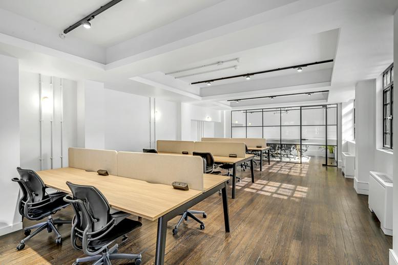 Photo of the workspace available at 140 Wardour St W1F 8ZT