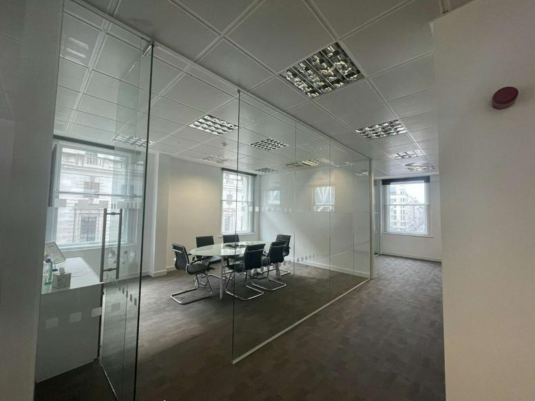 Image of the workspace at 141, Moorgate, City Of London EC2M 6TX