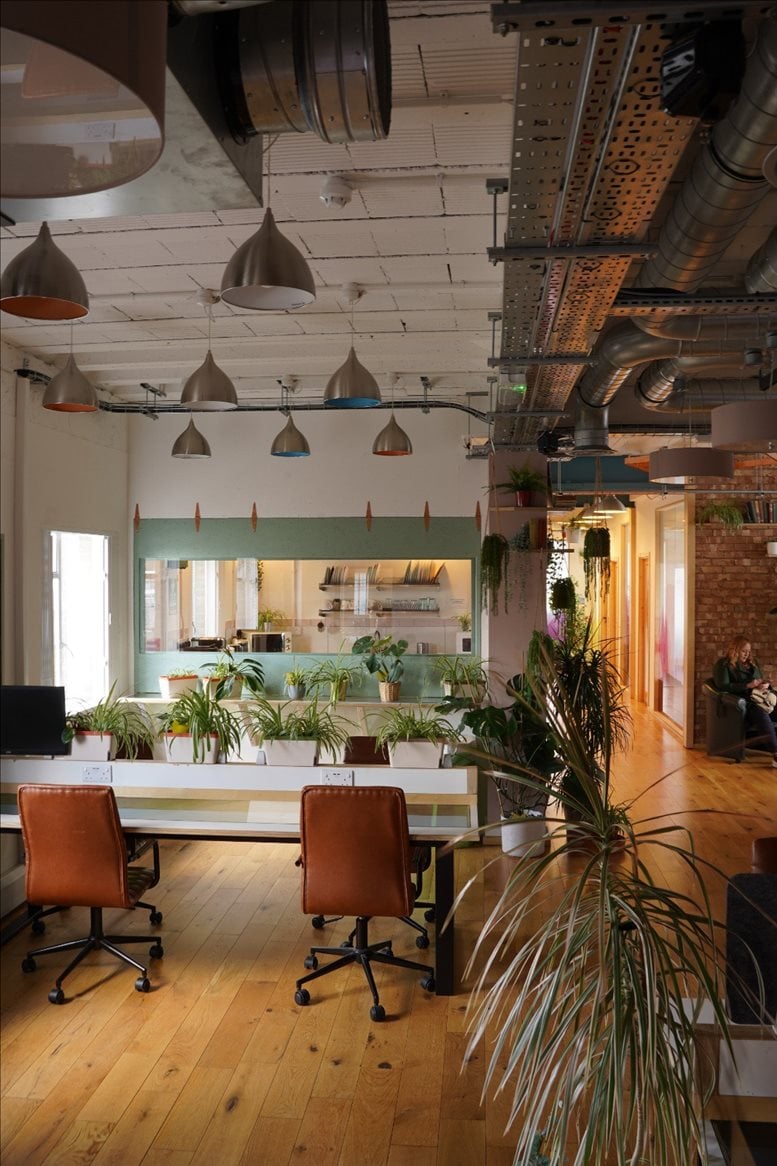 Image of the workspace at 14 Windermere Road, 2nd Floor N19 5SG