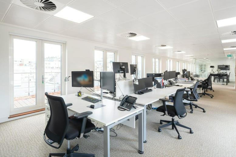 Photo of the workspace available at 15-16, Brook's Mews W1K 4DS