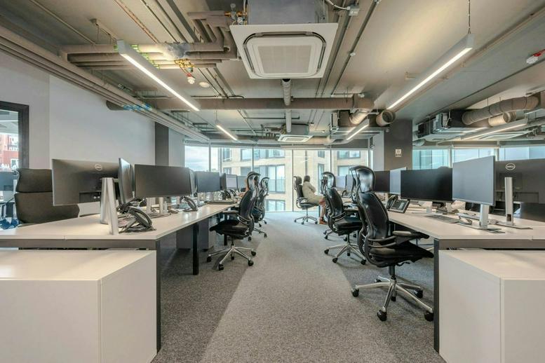 Photo of an office at 153, Wandsworth Road SW8 1RZ