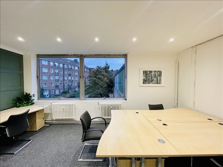 Image of an office at 157 London Road CR4 2YR