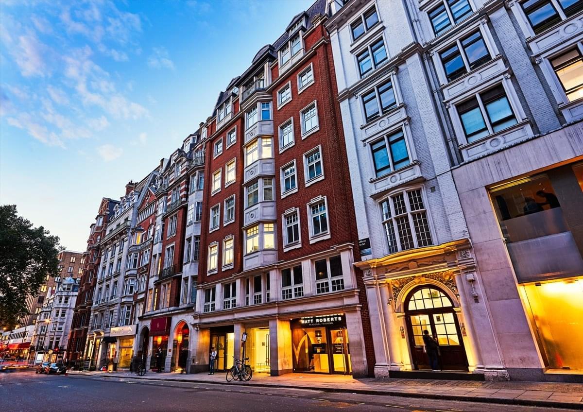 Image of an office at 16 Berkeley Street W1J 8DZ