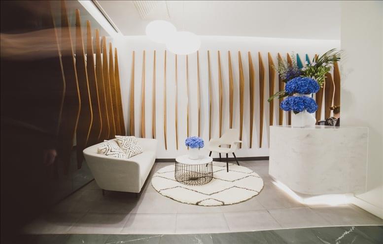 Photo of an office at 16 High Holborn WC1V 6BX