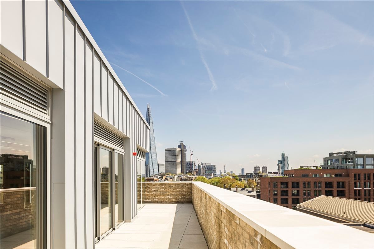 Photo of the workspace available at 17-20 Risborough Street SE1 0HG