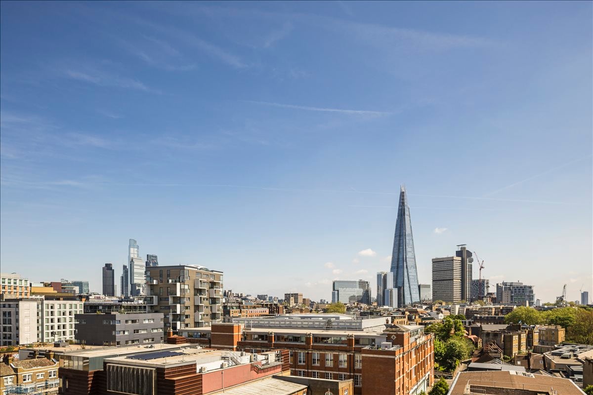 Image of an office at 17-20 Risborough Street SE1 0HG