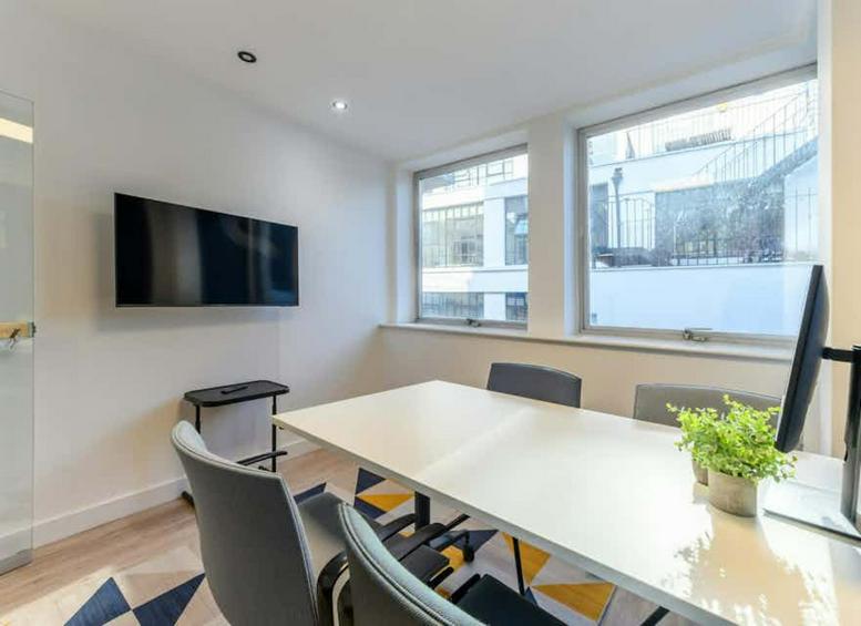 Photo of an office at 177 Tottenham Court Road  W1T 7NZ