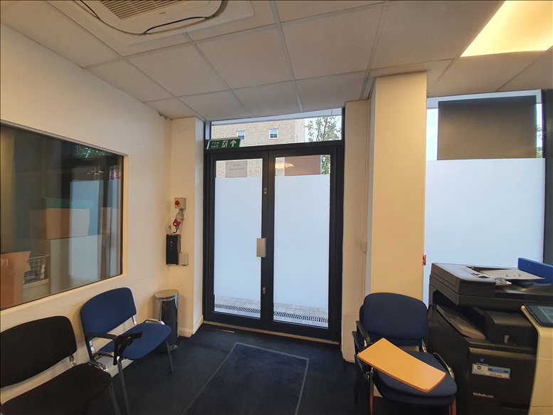 Image of the workspace at 17 Westmoreland Road NW9 9RL