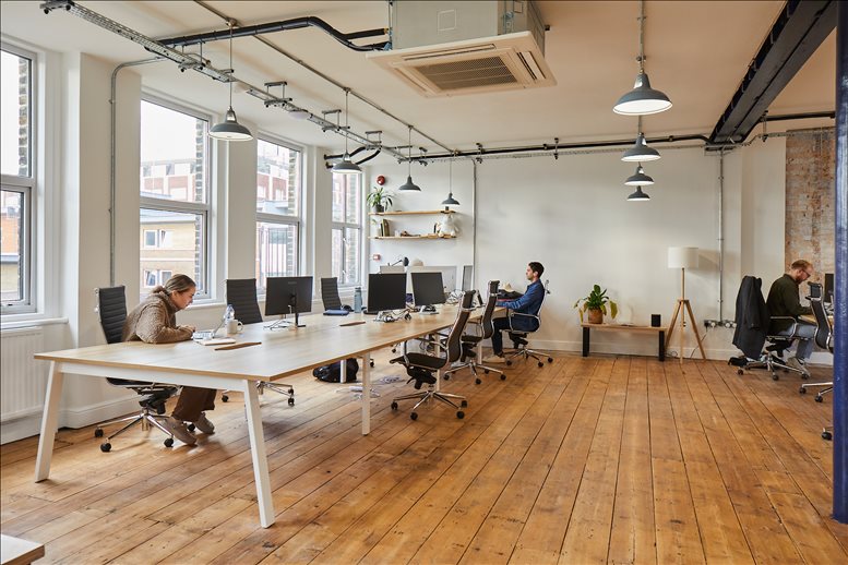 Photo of an office at 19-23 Ironmonger Row, Overseas House EC1V 3QW