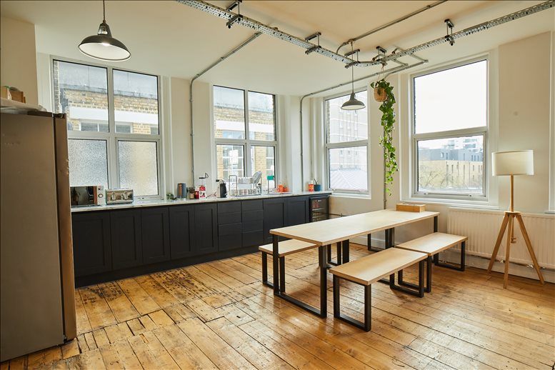 Photo of an office at 19-23 Ironmonger Row, Overseas House EC1V 3QW