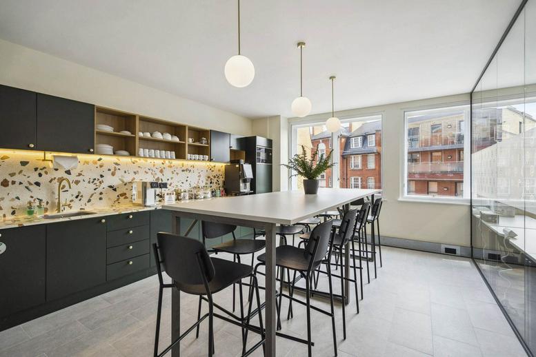 Image of an office at 192-198, Vauxhall Bridge Road SW1V 1DX