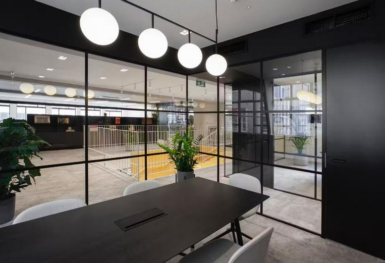 Photo of an office at 19, Berners Street W1T 3NW