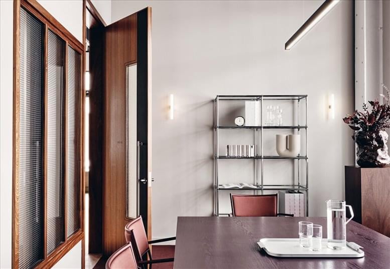 Facilities furnishings & layout of the office for rent at 19 Langham Street, Brock House W1W 6BP 