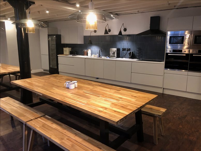 Photo of the workspace available at 1A Old Nichol Street E2 7HR