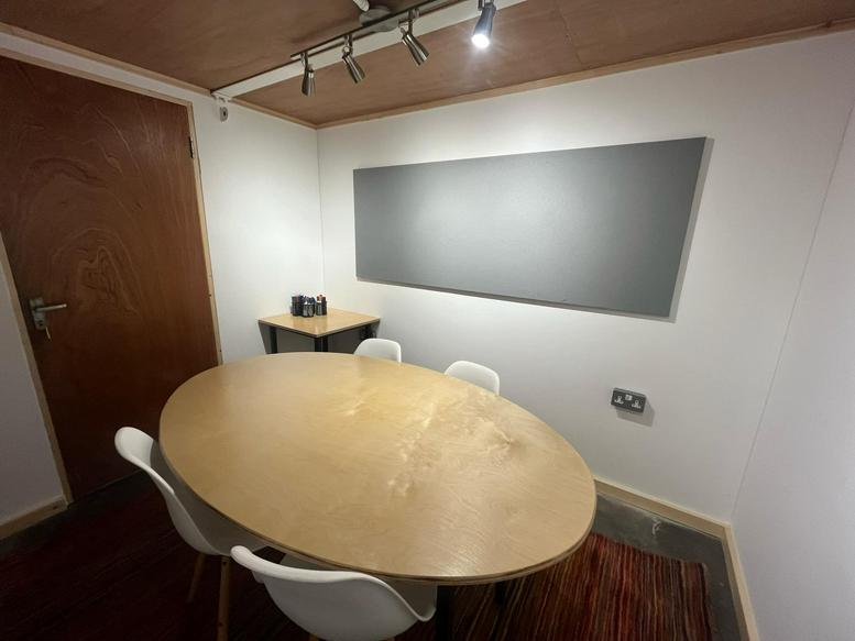 Photo of an office at 1 & 2 Spare Street SE17 3EP