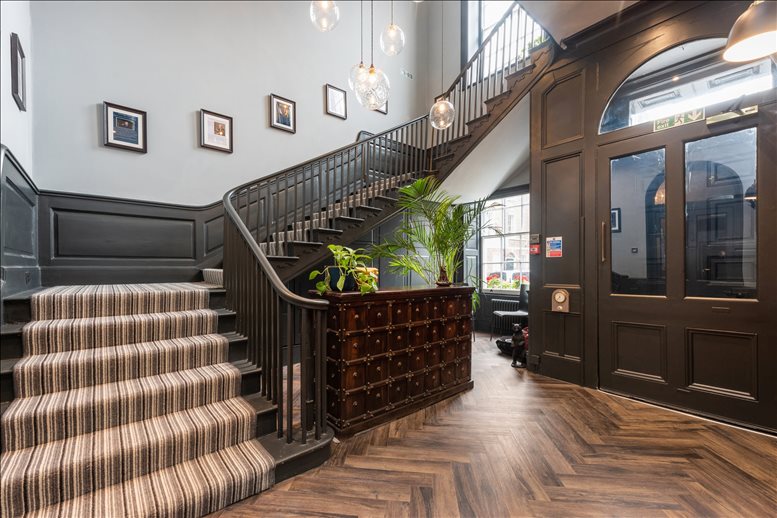 Photo of an office at 1 Bedford Row WC1R 4BU