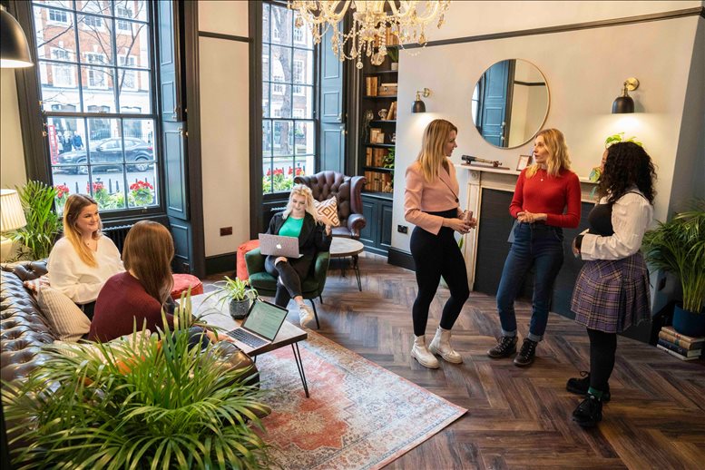 Photo of an office at 1 Bedford Row WC1R 4BU