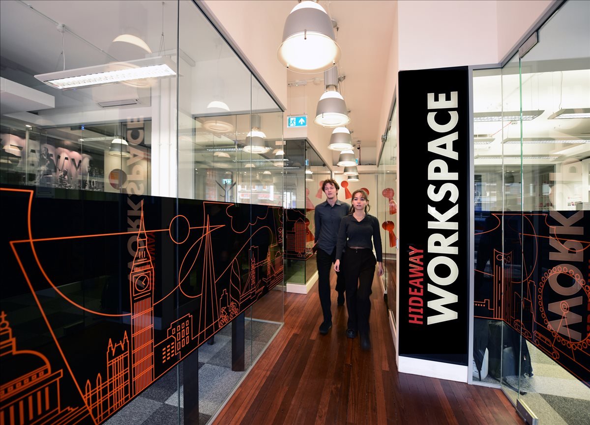 Image of the workspace at 1 Empire Mews, Streatham SW16 2BF