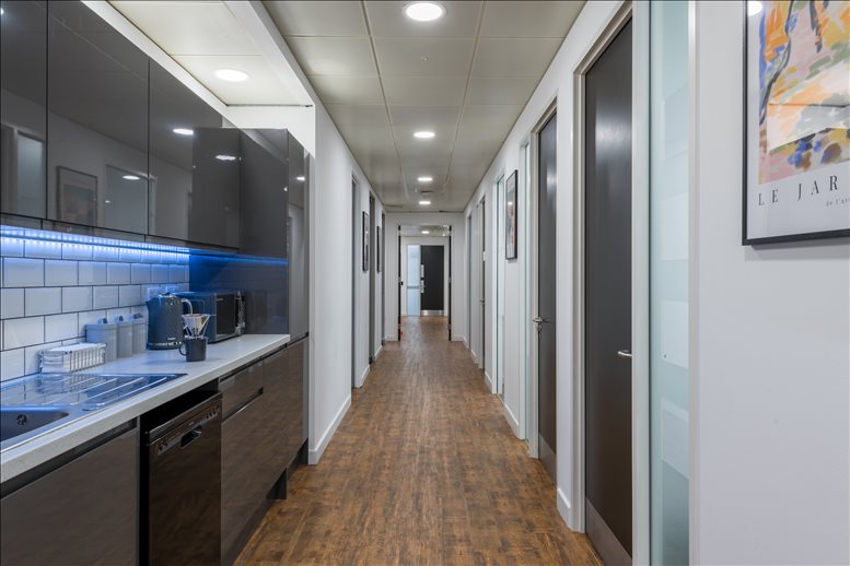Photo of an office at 1 Fetter Lane EC4A 1BR