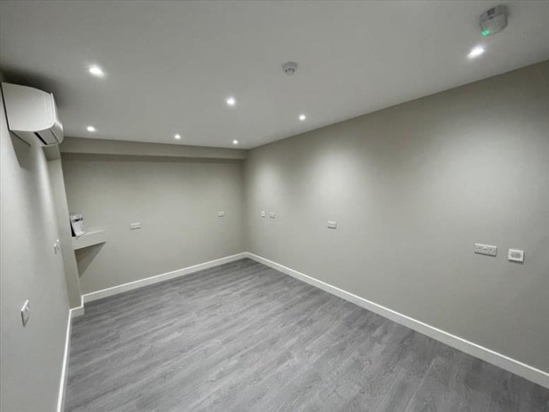 Image of the workspace at 1 Norman Road N15 4ND