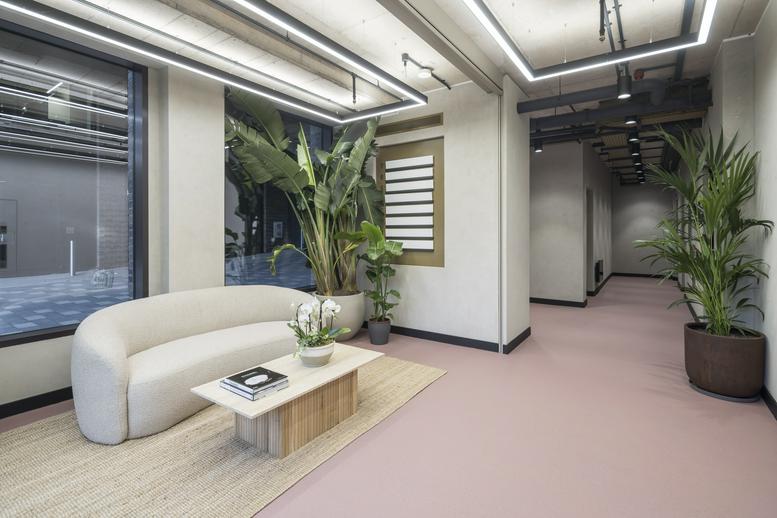 Photo of the workspace available at 1 Sterling Way N7 N7 9HL