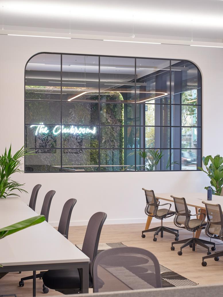 Photo of an office at 1 Valentine Place SE1 8QH