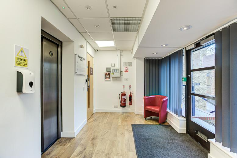 Image of the workspace at 1, Waldegrave Road TW11 8LZ